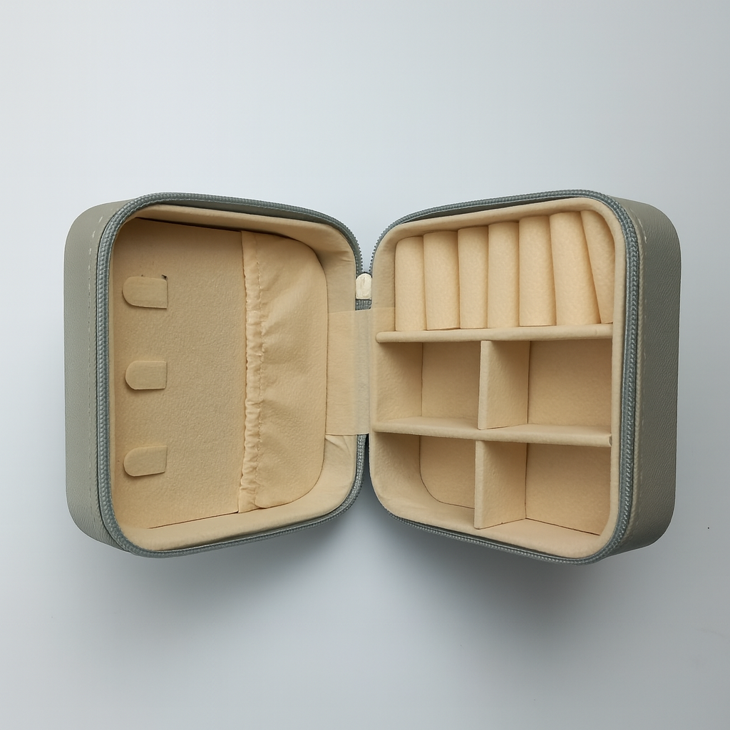 Portable Travel Jewellery Storage Box random colour